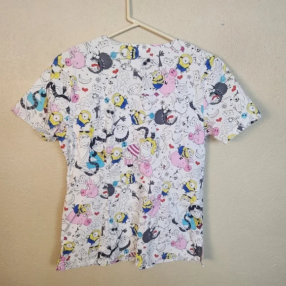 Despicable Me 3 Cartoon Minions Scrub Top Small (5303) - Picture 2 of 4